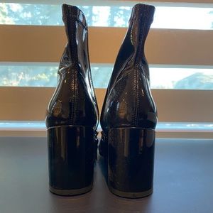 Steve Madden Fulton Lynden Bootie in Patent Black New With Box Womans